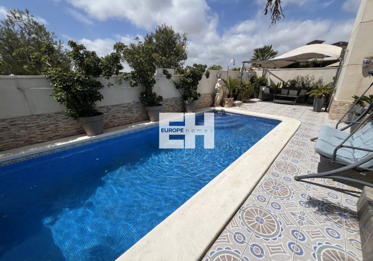 Segunda mano - villa - Orihuela - Inland