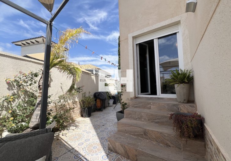 Segunda mano - villa - Orihuela - Inland