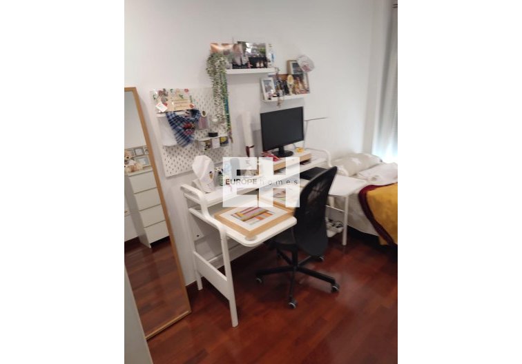 Segunda mano - Apartamento  - Orihuela - Zona Centro