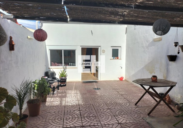Resale - town house - Formentera del Segura - Centro