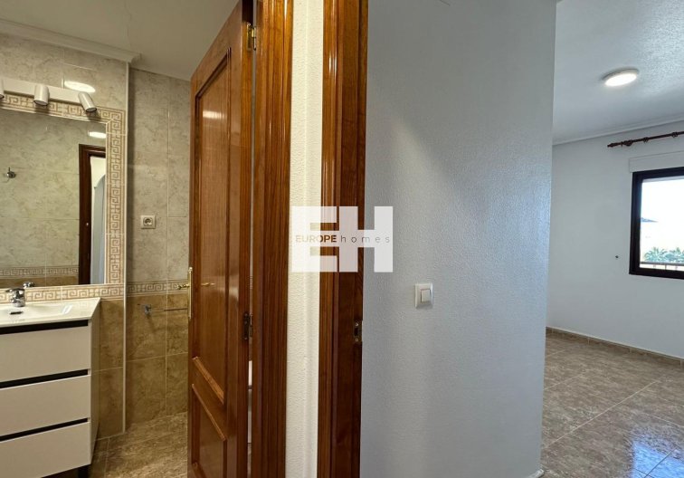 Segunda mano - Apartamento  - Orihuela Costa - Campoamor