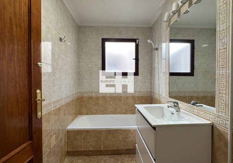 Segunda mano - Apartamento  - Orihuela Costa - Campoamor