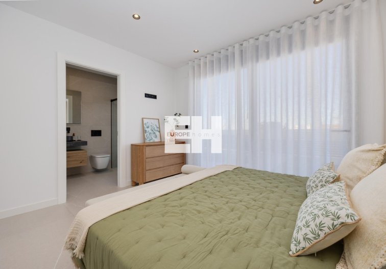 Obra Nueva - villa - Torrevieja - Sector 25