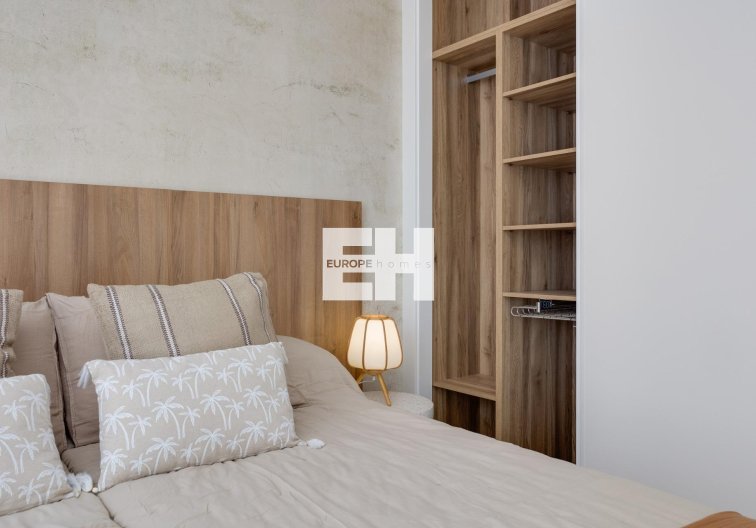 Obra Nueva - villa - Torrevieja - Sector 25