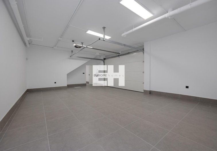 Obra Nueva - villa - Torrevieja - Sector 25