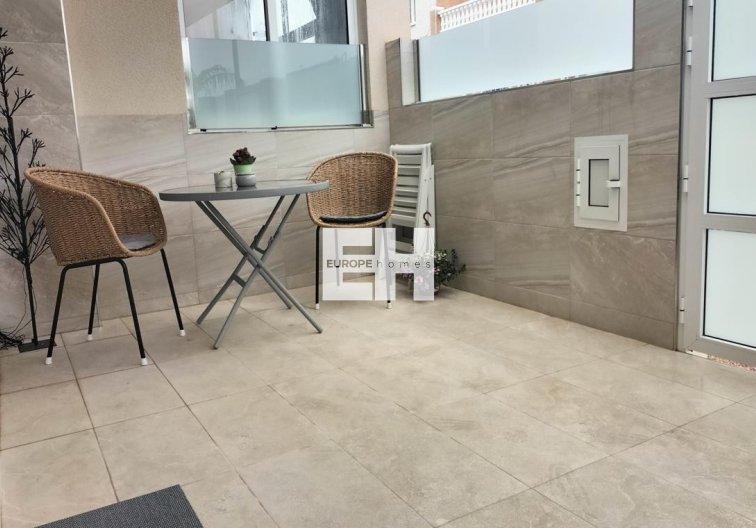 Segunda mano - Duplex - Torrevieja - La Siesta - El Salado -  Torreta