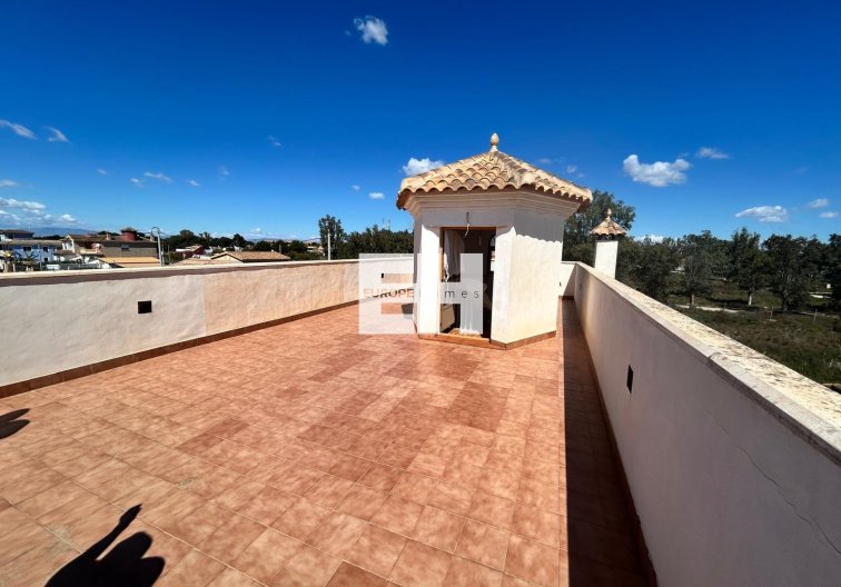 Segunda mano - villa - Los Alcázares - Las Lomas Del Rame-bahía Bella