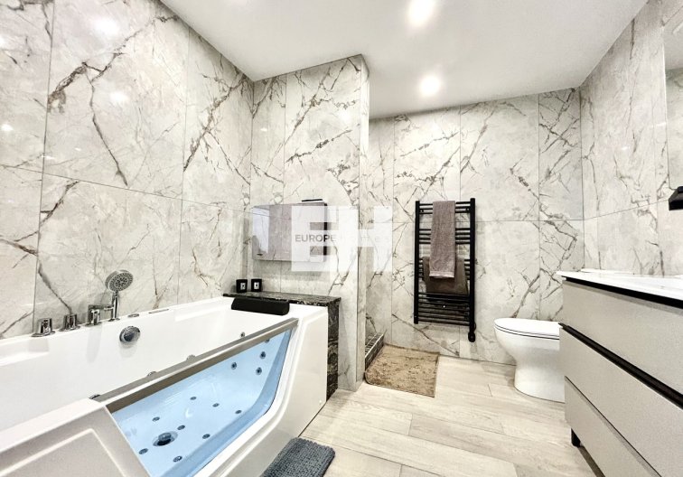 Resale - town house - San Miguel de Salinas - Inland