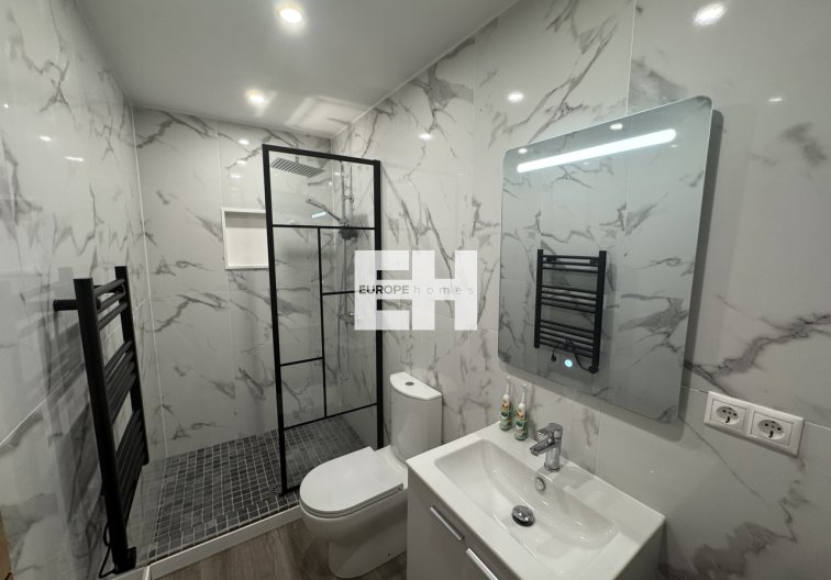 Resale - town house - San Miguel de Salinas - Inland