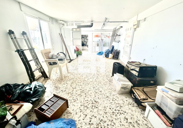 Resale - villa - Villamartin - Costa Blanca