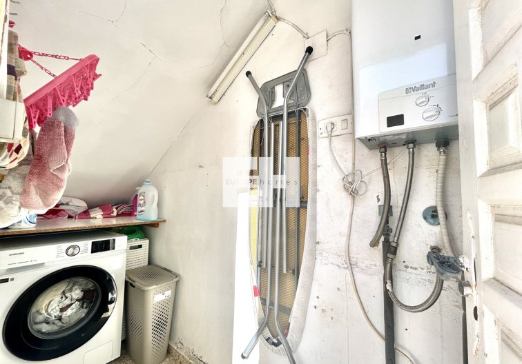 Resale - villa - Villamartin - Costa Blanca