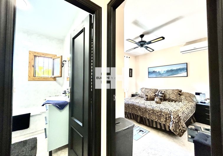 Resale - town house - Playa Flamenca - Costa Blanca