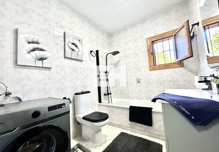 Resale - town house - Playa Flamenca - Costa Blanca