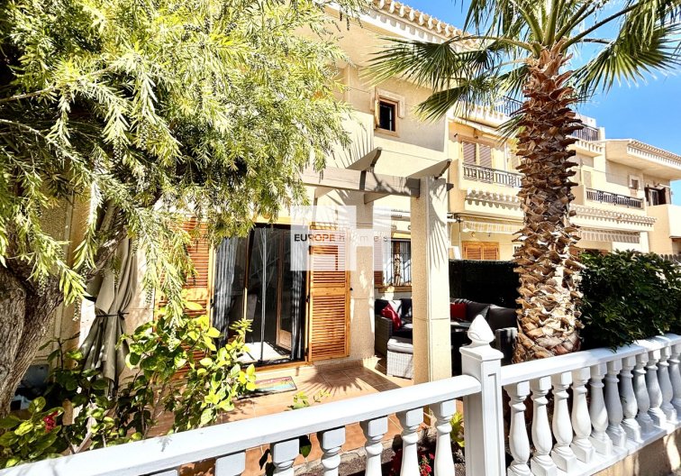 Resale - town house - Playa Flamenca - Costa Blanca