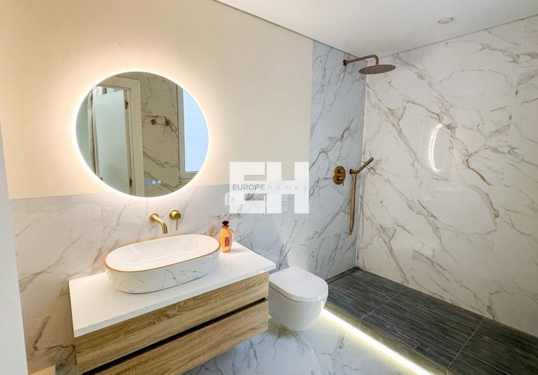 Resale - Apartment - Torrevieja - Costa Blanca