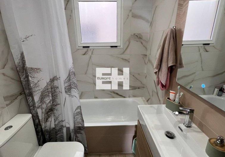 Herverkoop - Appartement - Torrevieja - Centro