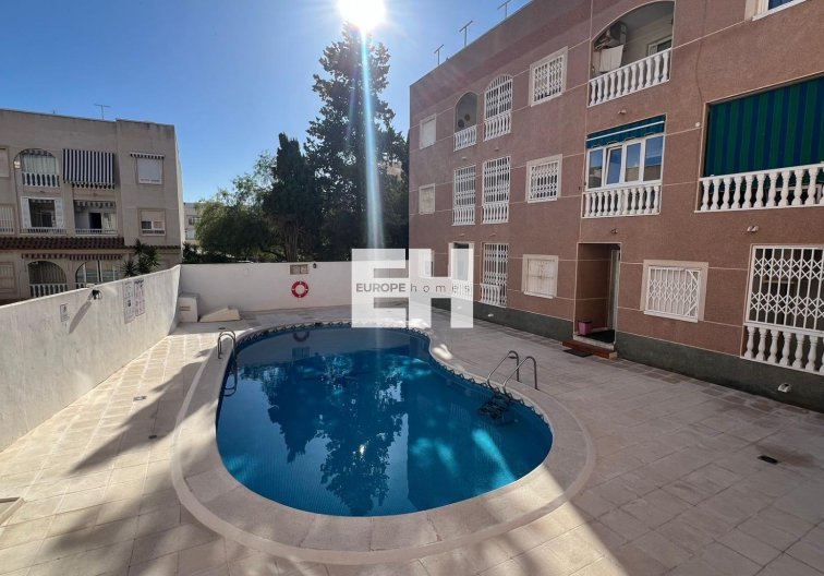 Herverkoop - Appartement - Torrevieja - Centro