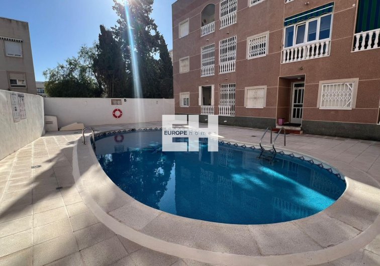 Herverkoop - Appartement - Torrevieja - Centro