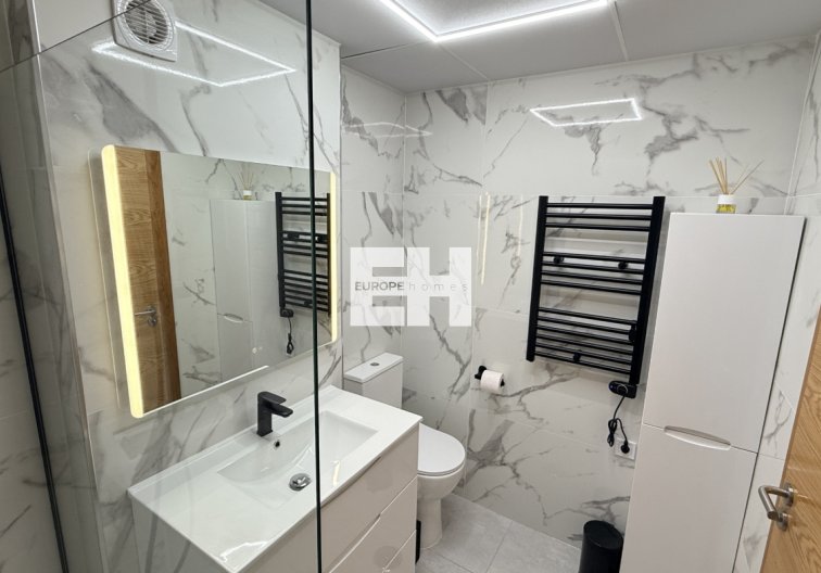 Resale - Apartment - Hacienda Riquelme Golf Resort - Inland