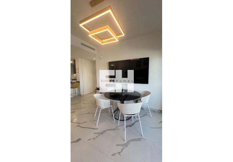 Segunda mano - Apartamento  - San Miguel de Salinas - Bellavista