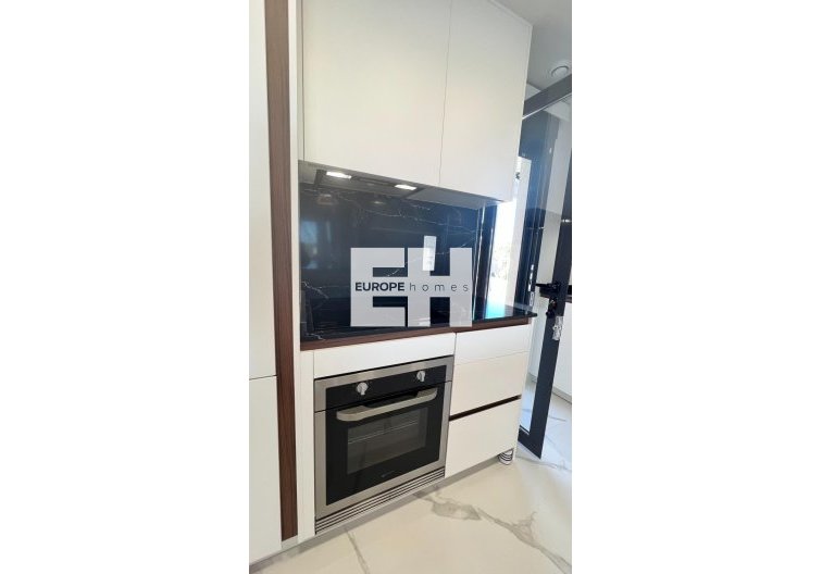 Segunda mano - Apartamento  - San Miguel de Salinas - Bellavista