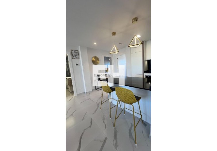 Segunda mano - Apartamento  - San Miguel de Salinas - Bellavista