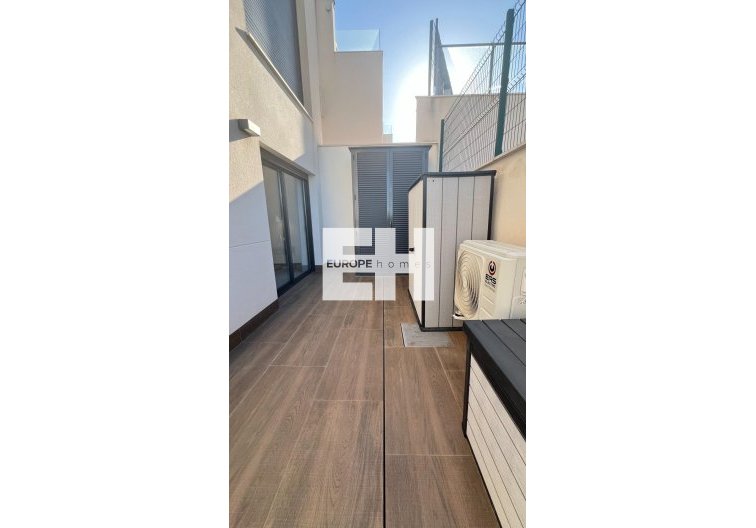 Segunda mano - Apartamento  - San Miguel de Salinas - Bellavista