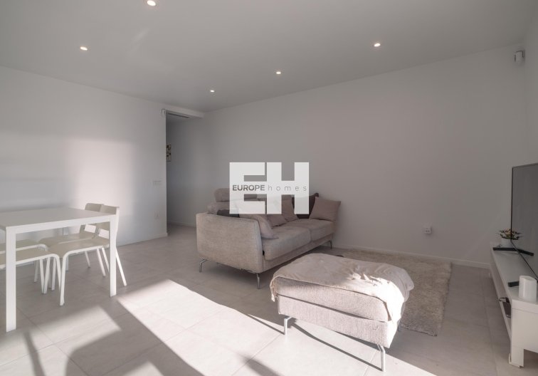 Resale - Apartment - Orihuela Costa - Costa Blanca