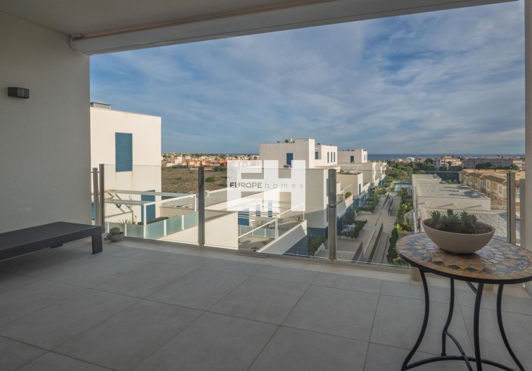 Resale - Apartment - Orihuela Costa - Costa Blanca