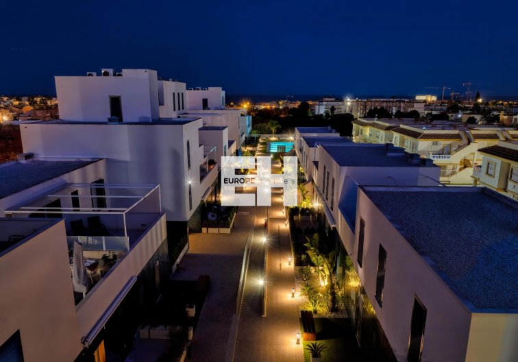 Resale - Apartment - Orihuela Costa - Costa Blanca