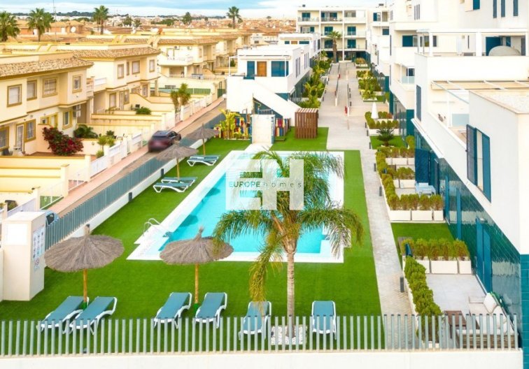 Resale - Apartment - Orihuela Costa - Costa Blanca