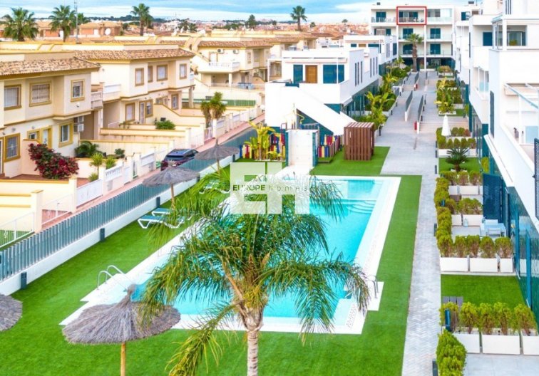 Resale - Apartment - Orihuela Costa - Costa Blanca