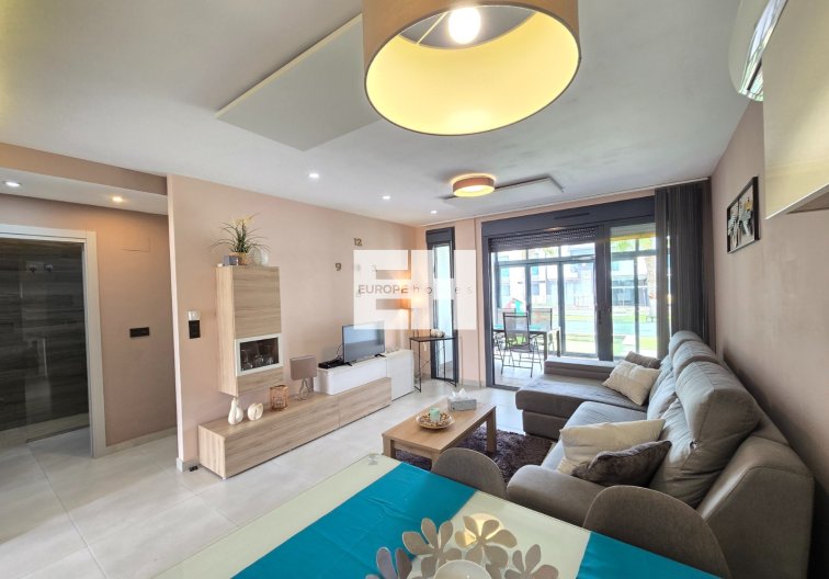 Resale - Apartment - Orihuela Costa - Costa Blanca