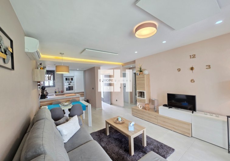 Resale - Apartment - Orihuela Costa - Costa Blanca