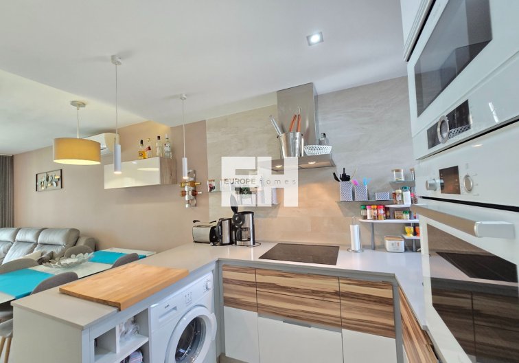 Resale - Apartment - Orihuela Costa - Costa Blanca