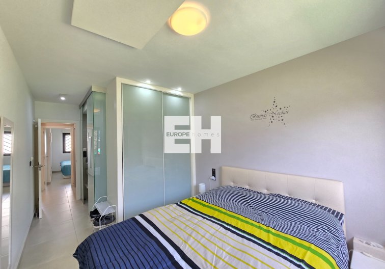 Resale - Apartment - Orihuela Costa - Costa Blanca