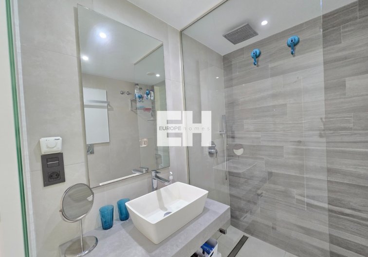 Resale - Apartment - Orihuela Costa - Costa Blanca