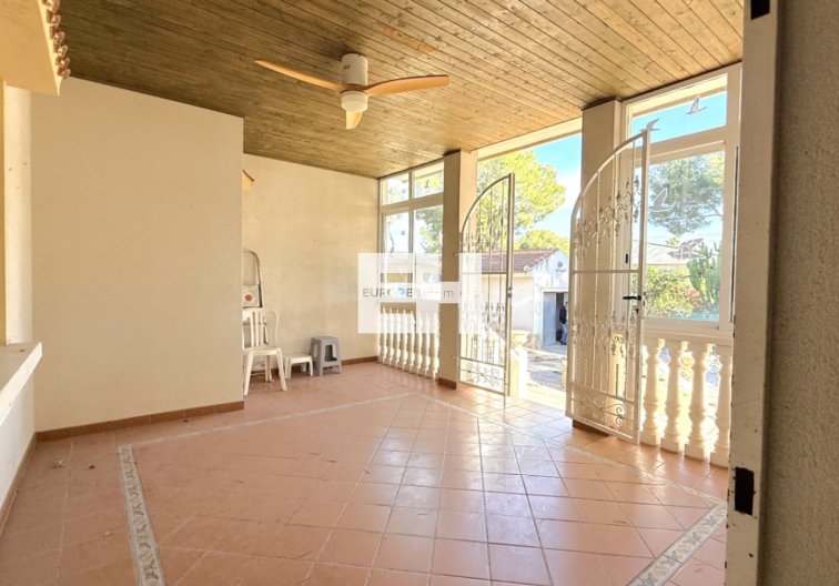 Resale - villa - Pilar de la Horadada - Costa Blanca