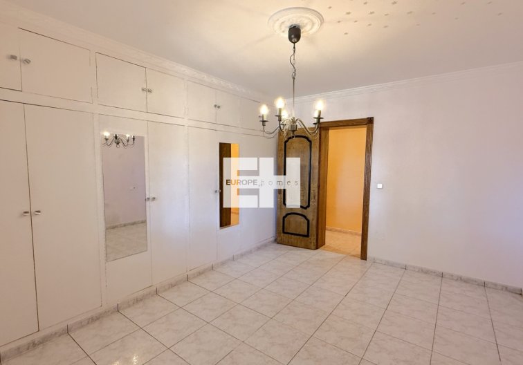 Resale - villa - Pilar de la Horadada - Costa Blanca
