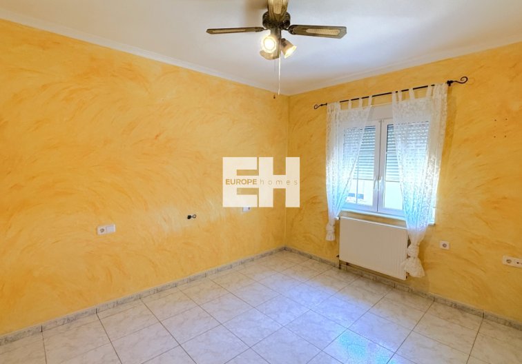 Resale - villa - Pilar de la Horadada - Costa Blanca