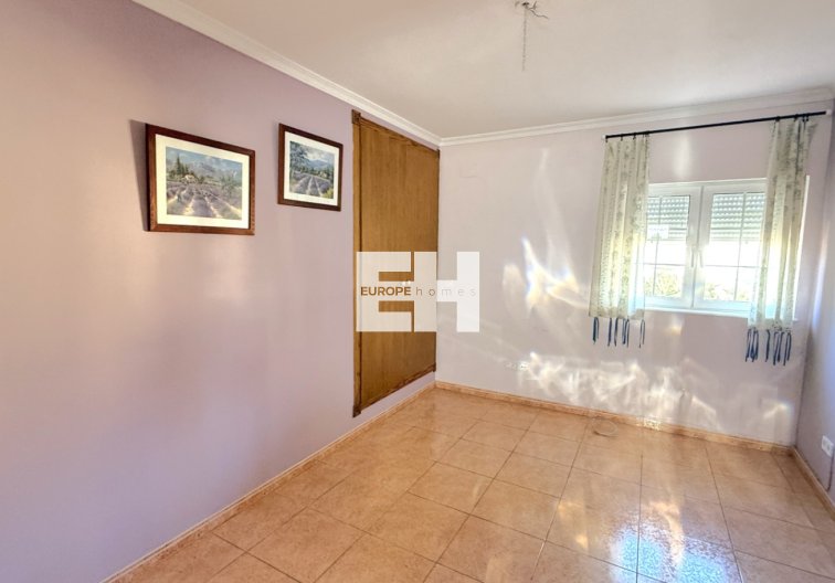 Resale - villa - Pilar de la Horadada - Costa Blanca