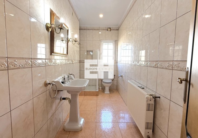 Resale - villa - Pilar de la Horadada - Costa Blanca