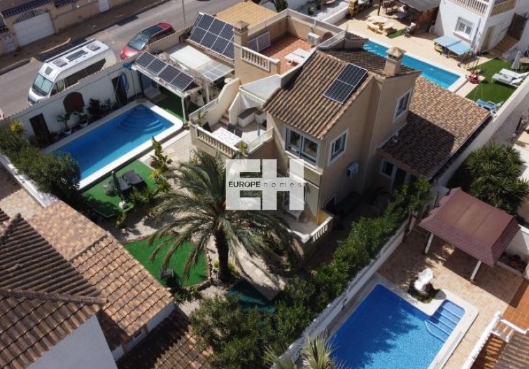 Revente - villa - Orihuela Costa - Costa Blanca