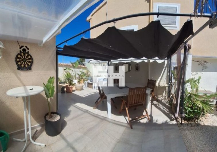 Revente - villa - Orihuela Costa - Costa Blanca