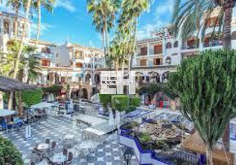 Resale - Apartment - Villamartin - Costa Blanca