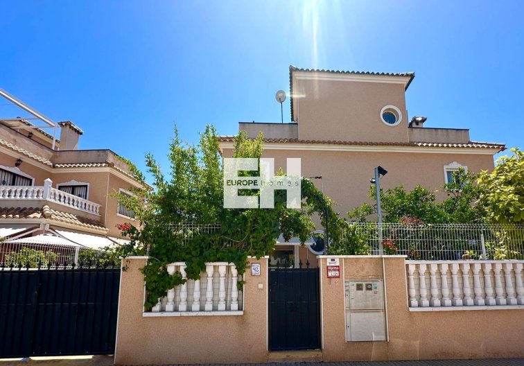 Wiederverkauf - villa - Orihuela Costa - La Regia