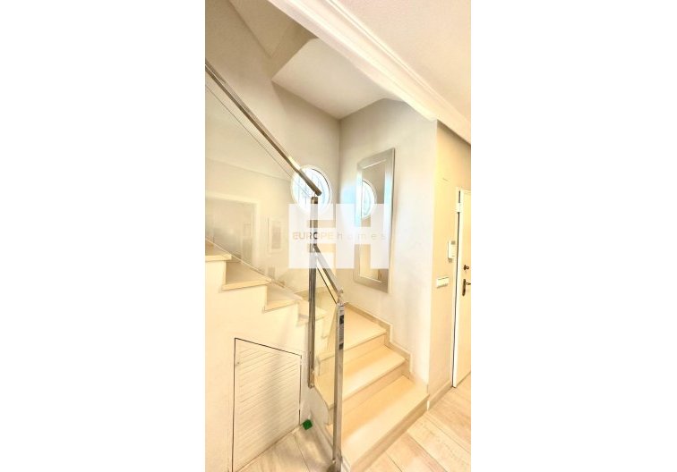 Wiederverkauf - villa - Orihuela Costa - La Regia