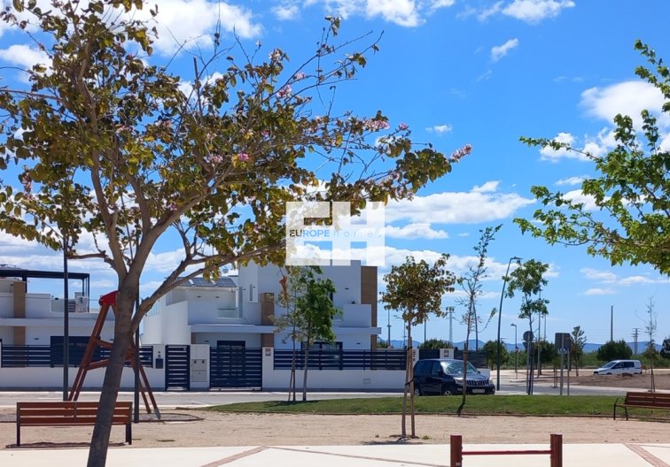 Segunda mano - villa - Roldan - Inland
