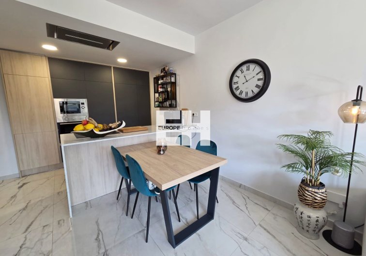 Resale - Apartment - Orihuela Costa - Costa Blanca