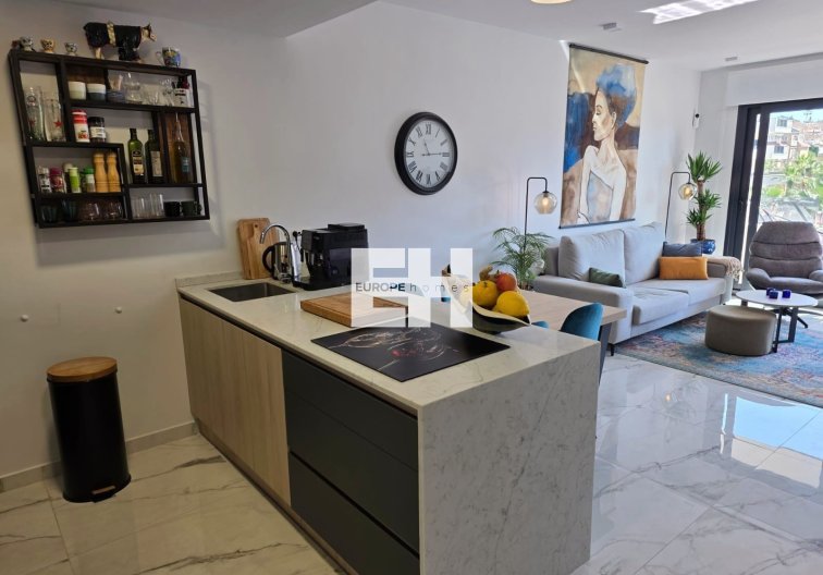 Resale - Apartment - Orihuela Costa - Costa Blanca